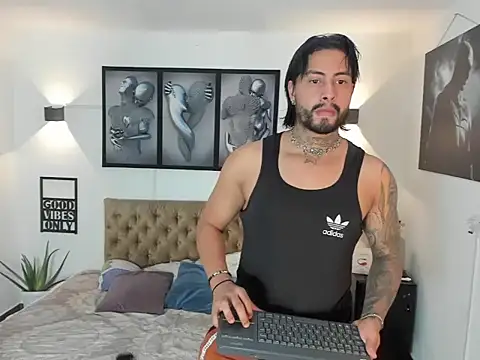 Snapshot of christopher_palmerjs chatting on 11/06/25, 05:58 christopher palmerjs online show from 11/06/25, 05:58