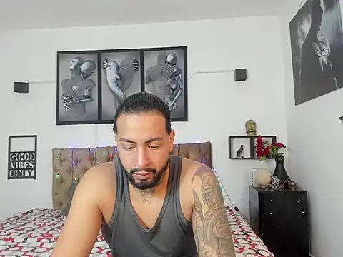 Snapshot of christopher_palmerjs chatting on 12/03/25, 06:39 christopher palmerjs online show from 12/03/25, 06:39