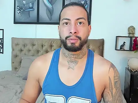 Snapshot of christopher_palmerjs chatting on 12/17/25, 05:41 christopher palmerjs online show from 12/17/25, 05:41