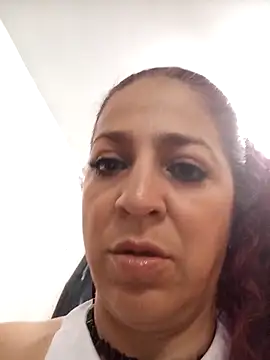 Snapshot of LAPOTRA_04 chatting on 10/30/25, 06:52 LAPOTRA 04 online show from 10/30/25, 06:52