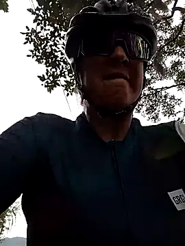 Snapshot of LAPOTRA_04 chatting on 11/02/25, 12:07 LAPOTRA 04 online show from 11/02/25, 12:07