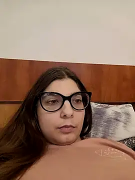 sweetbabygirlforyou online show from 12/15/25, 06:01