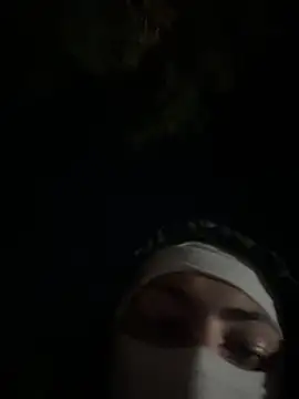 slimshadypt2 online show from 10/28/25, 02:04