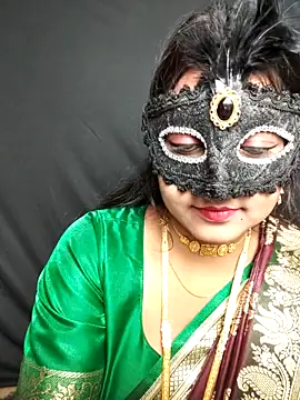 Snapshot of Mampykolkata chatting on 11/28/25, 05:59 Mampykolkata online show from 11/28/25, 05:59