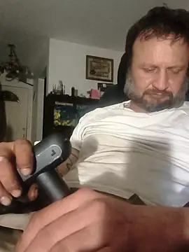Snapshot of Fuckboyguyman chatting on 05/09/26, 11:37 Fuckboyguyman online show from 05/09/26, 11:37