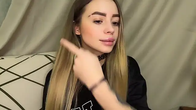 stellarblush online show from 11/09/25, 08:51