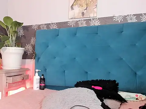 SamaradelaRoux online show from 10/31/25, 08:48