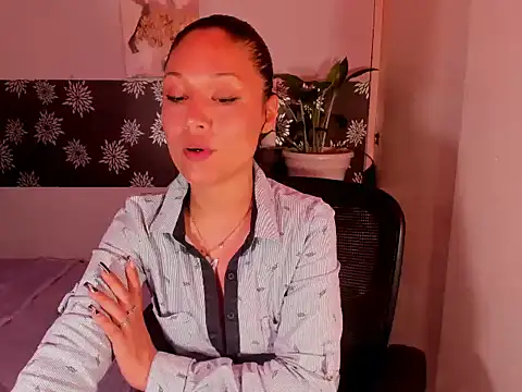 SamaradelaRoux online show from 11/30/25, 03:21