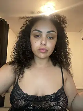 Snapshot of CaramelCarmenxox chatting on 04/07/26, 09:48 CaramelCarmenxox online show from 04/07/26, 09:48