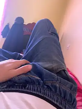 Snapshot of Unique-Man chatting on 02/05/26, 01:49 Unique-Man online show from 02/05/26, 01:49