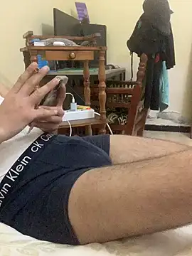 Unique-Man online show from 04/22/26, 10:22