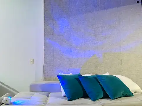 jeffandagus online show from 10/31/25, 02:45