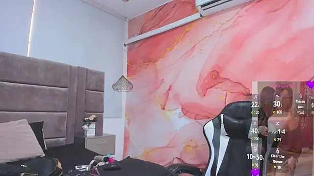 laliItaclark online show from 04/07/26, 11:43