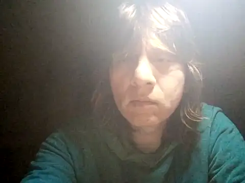 Snapshot of Robbie_78 chatting on 07/07/26, 03:31 Robbie 78 online show from 07/07/26, 03:31
