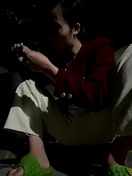 Yunzang online show from 12/18/25, 03:45