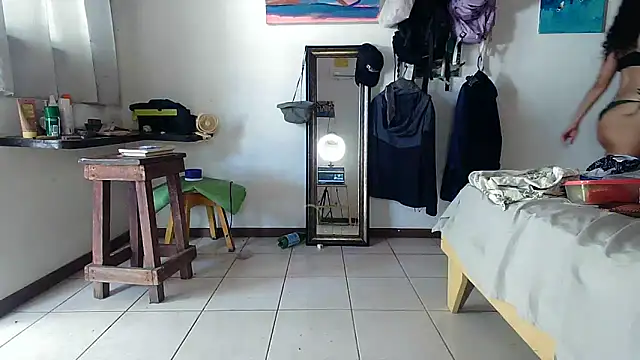 Snapshot of eleganceafterdark chatting on 02/19/26, 06:37 eleganceafterdark online show from 02/19/26, 06:37