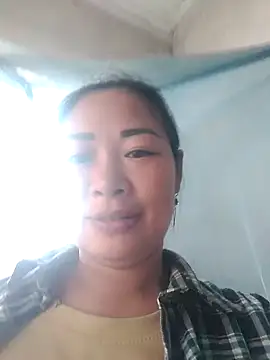 yeu-yeu online show from 10/30/25, 12:56