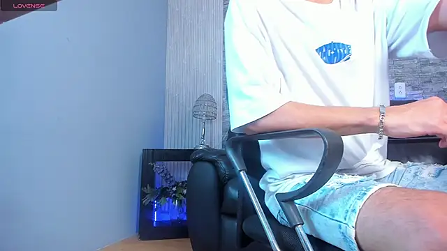 zack joness18 online show from 01/16/26, 04:05