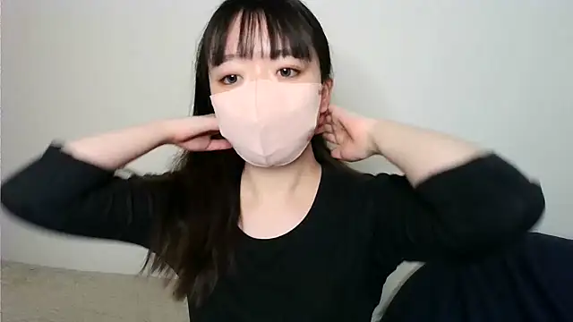 yua chan00 online show from 10/26/25, 01:17