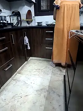 Snapshot of dreamgirl_deor chatting on 10/31/25, 02:56 dreamgirl deor online show from 10/31/25, 02:56