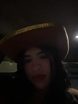 Snapshot of Tatishernandez chatting on 11/01/25, 02:46 Tatishernandez online show from 11/01/25, 02:46