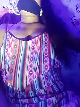 Janvi kapor online show from 04/24/26, 05:04