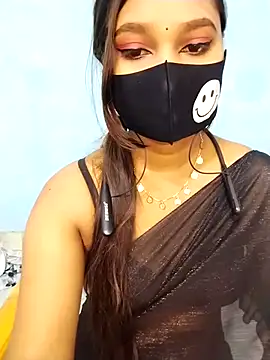 cute mahi07 online show from 11/17/25, 07:41