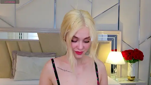 Rose Masson online show from 02/03/26, 06:40