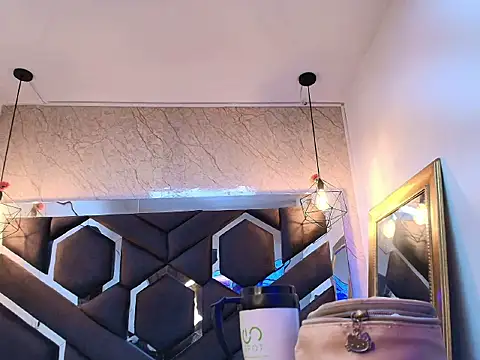 cataleya sambrano online show from 11/14/25, 11:31