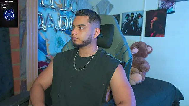 Tiler wolker online show from 02/14/26, 03:25