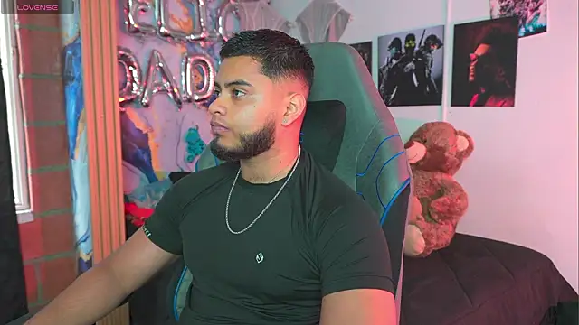 Tiler wolker online show from 03/24/26, 08:58