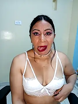 Esmeralda 546 online show from 11/07/25, 07:58