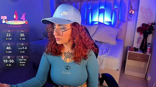 catalehia moonlightt online show from 03/12/26, 12:11