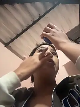 Snapshot of SoriEaston chatting on 11/15/25, 11:32 SoriEaston online show from 11/15/25, 11:32