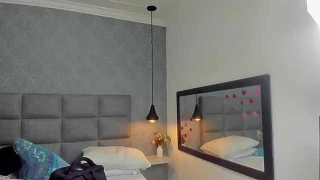 Luna Bella3 online show from 02/23/26, 12:13