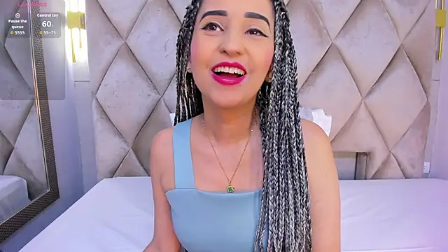 violett rabbit  online show from 11/21/25, 08:29