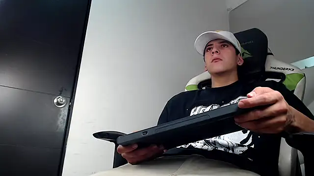 Cash G  online show from 11/21/25, 08:29