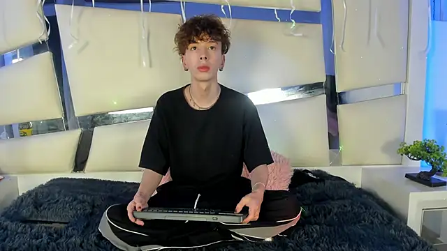 Genesis ask online show from 11/15/25, 02:53