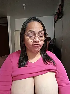 Snapshot of Angie_milf50 chatting on 07/05/26, 06:59 Angie milf50 online show from 07/05/26, 06:59