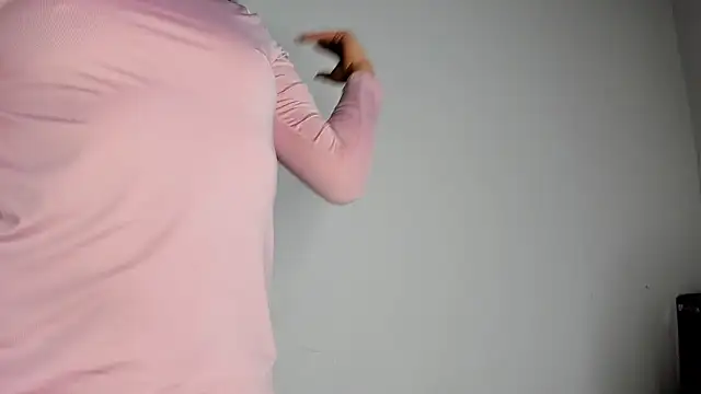 Keniia rizz online show from 11/22/25, 11:04