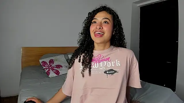 Keniia rizz online show from 02/10/26, 09:19