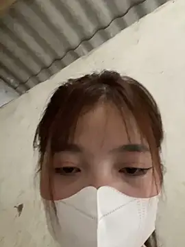 Zlienr023 online show from 11/29/25, 08:50