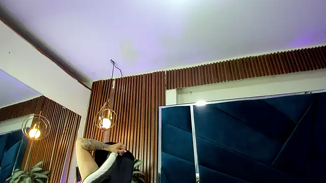 LunaaMorelli online show from 11/03/25, 01:51