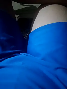 marianagamez49 online show from 11/16/25, 02:39