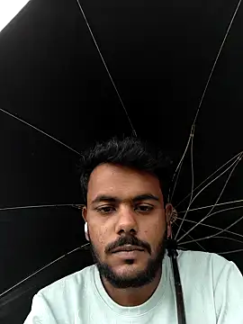 Snapshot of devil_boy_0909 chatting on 10/26/25, 10:10 devil boy 0909 online show from 10/26/25, 10:10