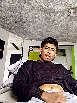 SkinniYamo online show from 03/22/26, 03:26