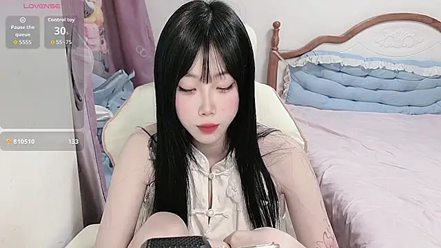 Vivian-88 online show from 04/19/26, 02:00