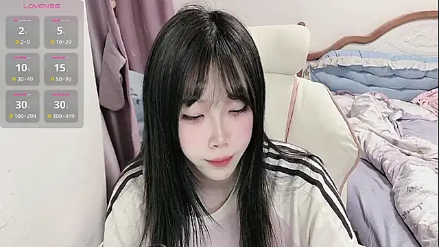 Vivian-88 online show from 05/18/26, 06:47