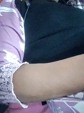 Hot-Rubyy online show from 12/20/25, 04:36