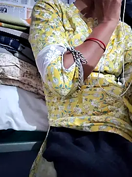 Hot-Rubyy online show from 02/28/26, 06:25